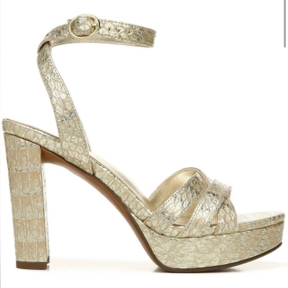 Naturalizer Mallory Ankle Strap Platform Strappy Heeled Sandal Gold 7.5 Wide